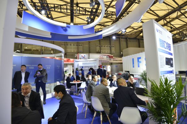 52e6b98d1684451a908f5ce2801c873a