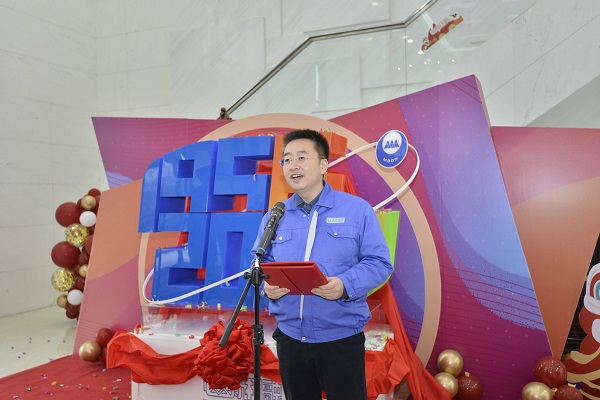 dbc02672acff44df9e13873dff59be96