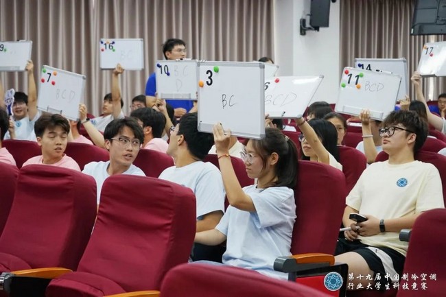 96175bda6dc249eaa76bb564d26c42e9